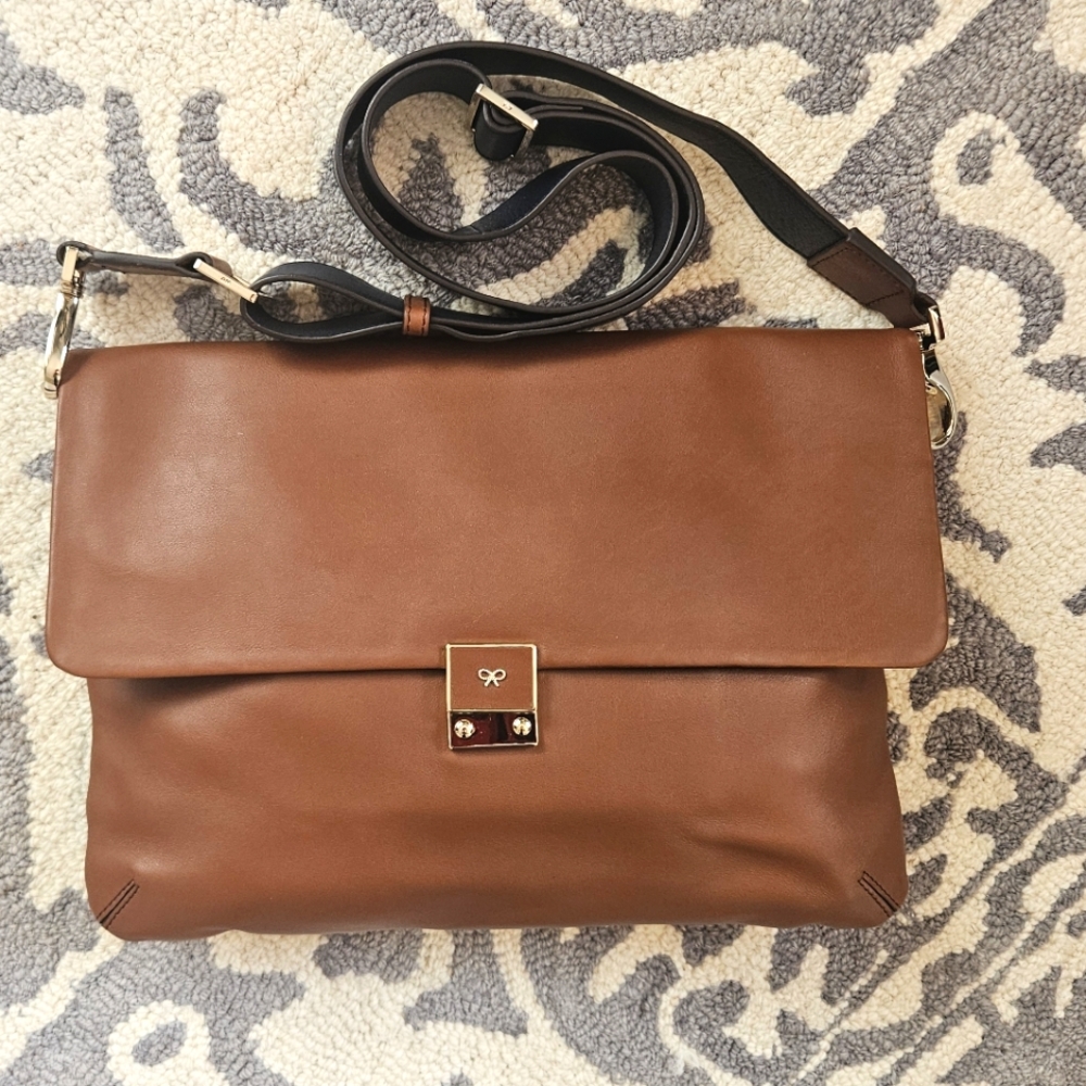 Anya Hindmarch Carker Etta Tan Leather Crossbody Bag Shoulder Clutch EUC A+